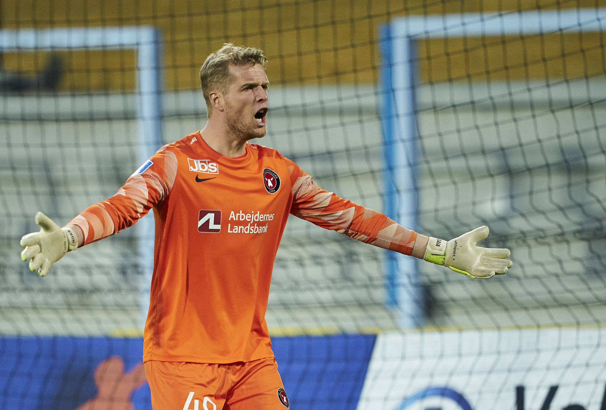 瓦斯奎兹罗马门将候选(足球运动员瓦斯奎兹身价)