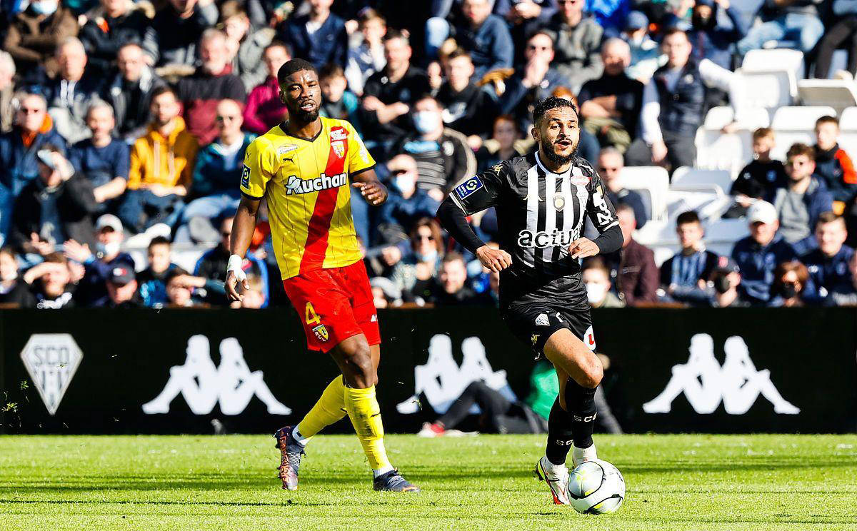 竞彩NBA-雷恩进攻体系战术板图解(篮球进攻战术基础配合有哪些)