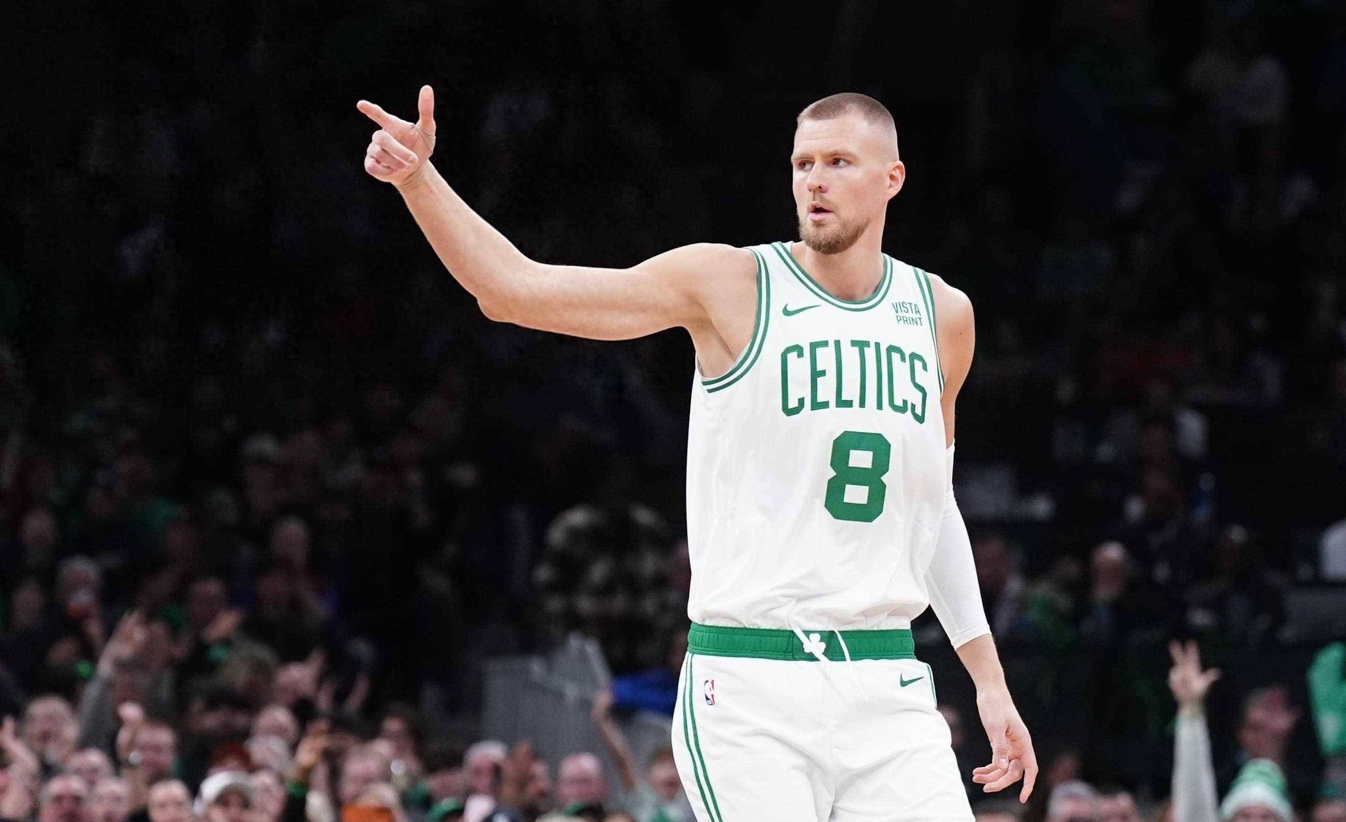 克里斯塔普斯·波尔津吉斯盖帽集锦的简单介绍