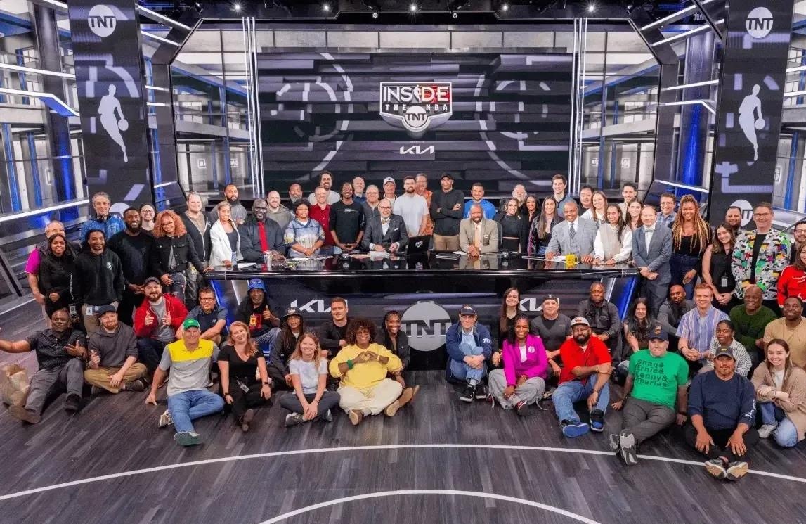 奥尼尔TNT解说争议(奥尼尔tnt节目中文字幕)