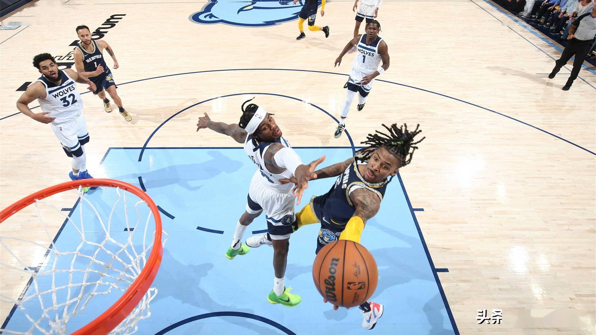 竞彩NBA-贾·莫兰特拉杆上篮(折叠上篮和拉杆上篮)