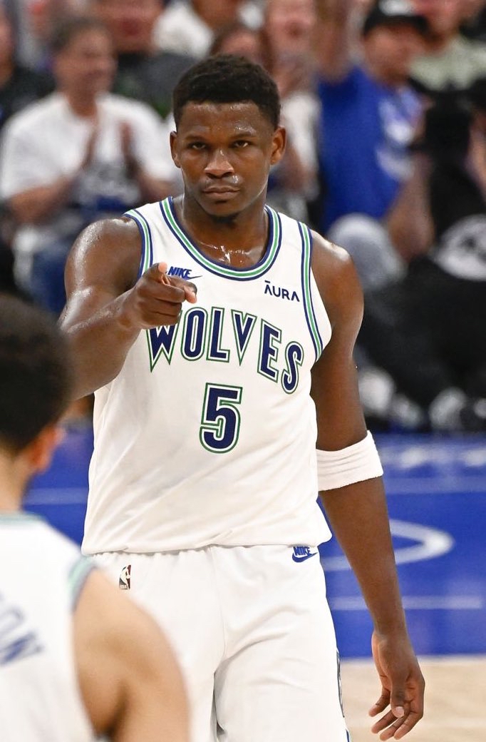 关于安东尼·爱德华兹明星潜质的信息