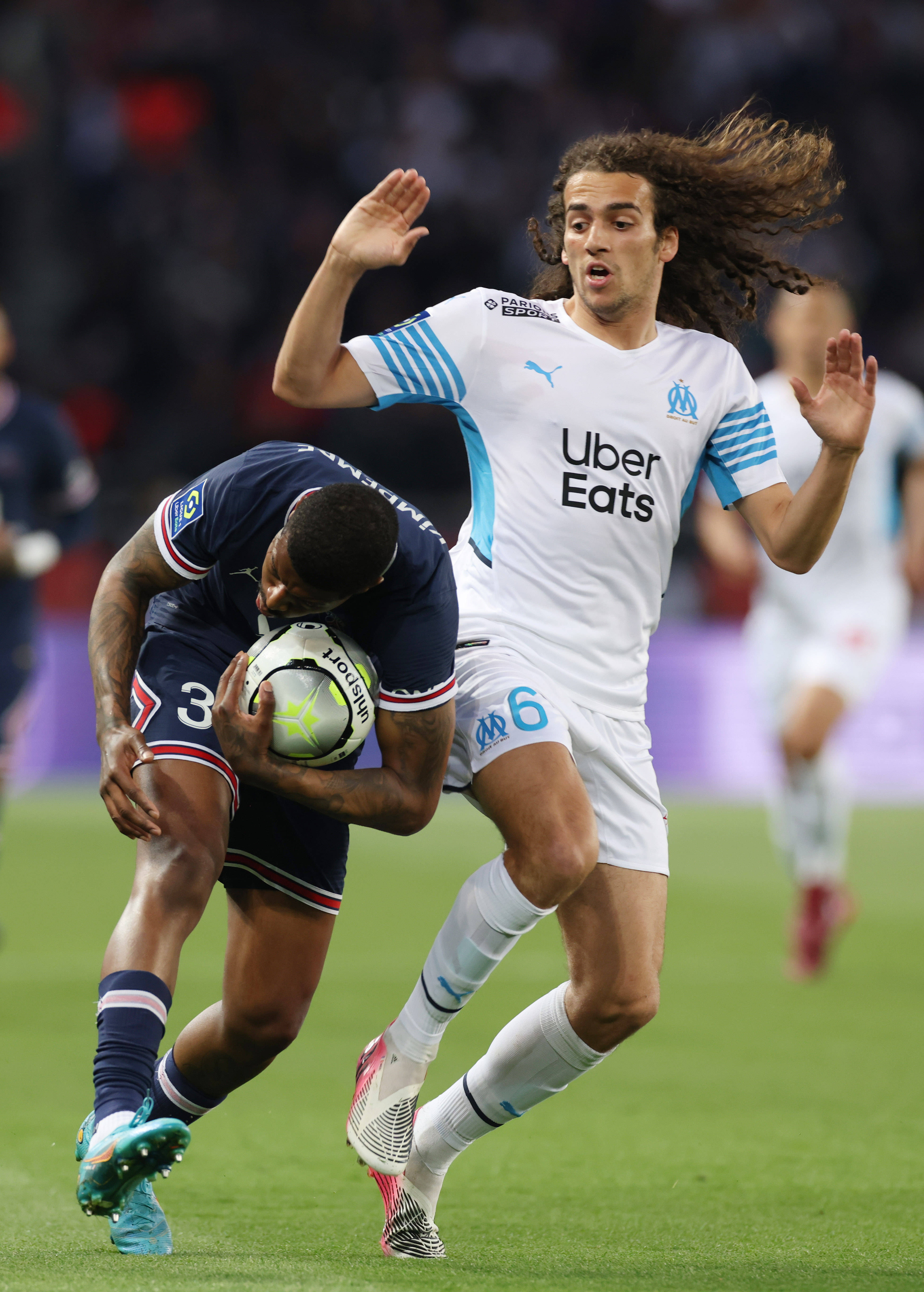 竞彩足球-贡多齐发型(贡多齐加盟阿森纳)