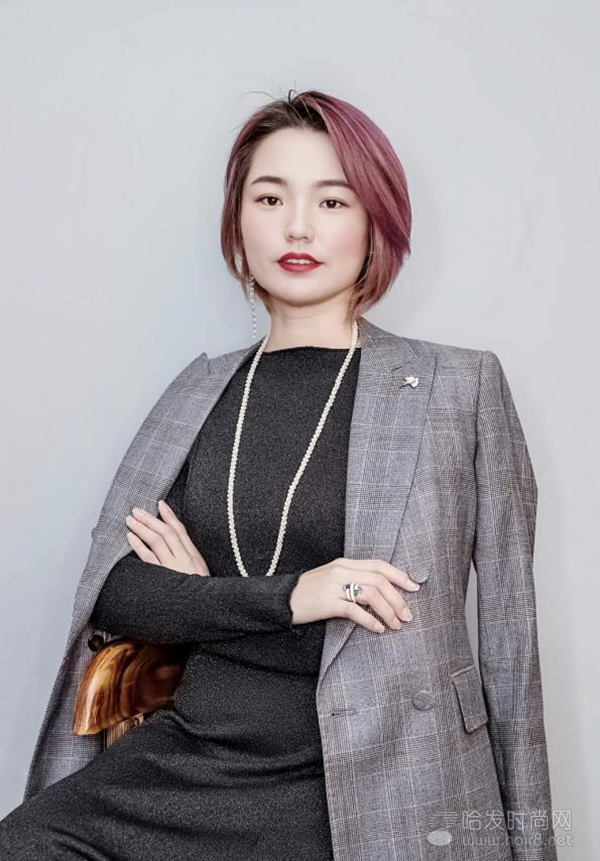 体育彩票-贡多齐发型设计团队揭秘(理发店的首席,总监,资深,高级)